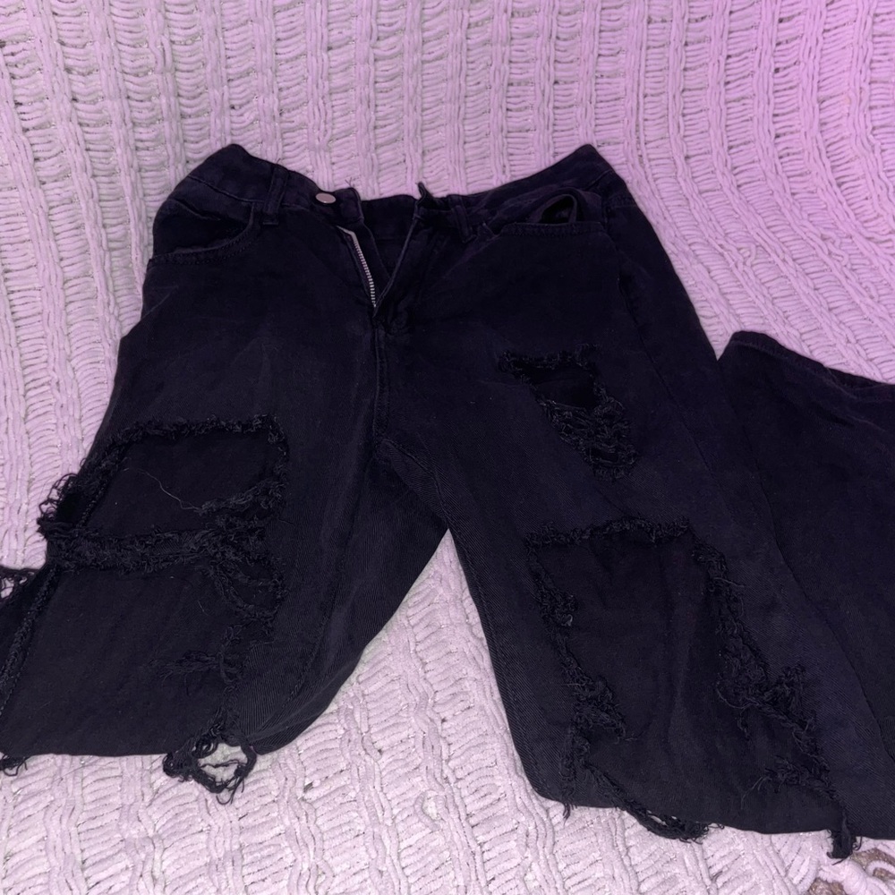 2 pairs of jeans